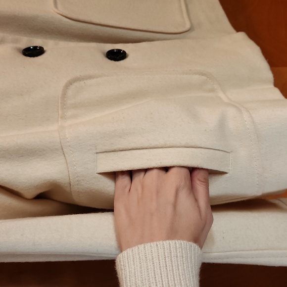 Banana Republic size small cream colored wool jacket - Picture 2 of 5